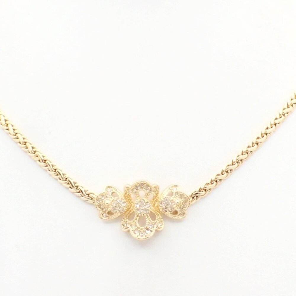 Dior Gold Flower Pendant Necklace